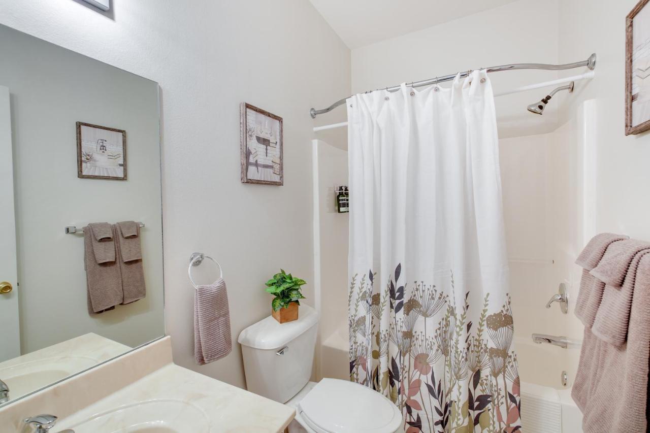 Hot Springs Riverfront Rental With Hot Tub And Deck! Dış mekan fotoğraf
